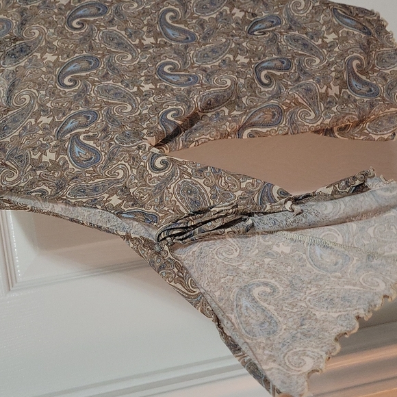 Top - Picture 4 of 6